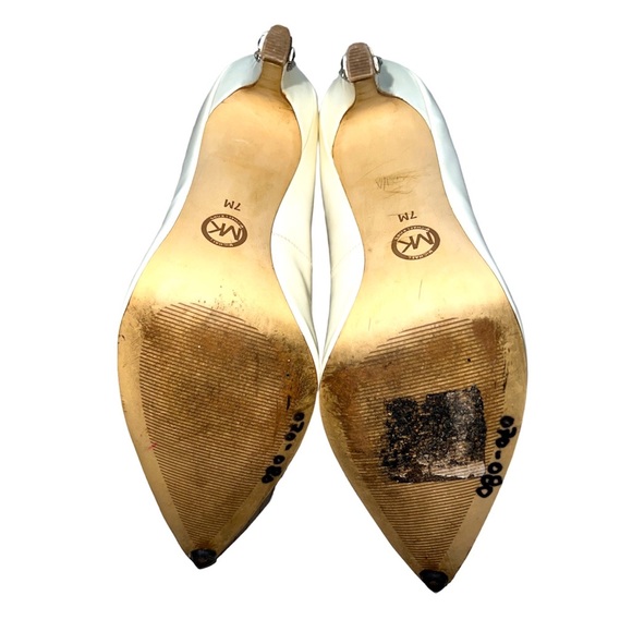 MICHAEL MICHAEL KORS | LEATHER PUMPS WITH STUDDED ACCENTS - Picture 8 of 11